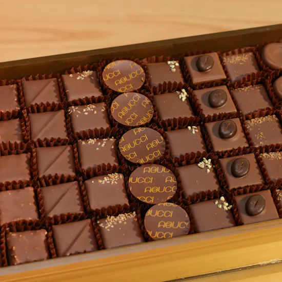 Abucci Elegant Chocolate Box | Cheerful Yellow Roses