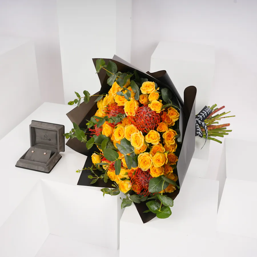Lustro Stellarosa Diamond Earrings | Sunshine Bouquet 4