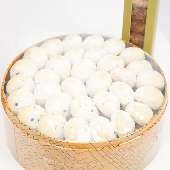 Nagwa Small Hamper & Sunshine Roses