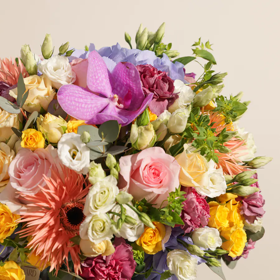 Graceful Arrangement | Flowers Vase 2