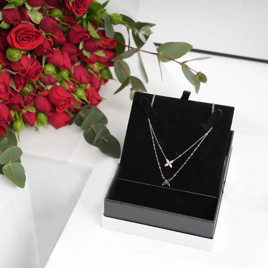 Nava Jewelry Two Layered Rose Gold Necklace | 25 Red Baby Roses Bouquet 3