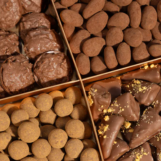 Linne Premium Mixed Chocolate Medium Box