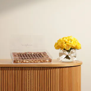 Sweetylicious Large Acrylic Choco Bites Box | Twinkling Flowers Arrangement