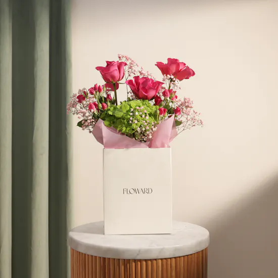 Lovely Glam Flower Bouquet