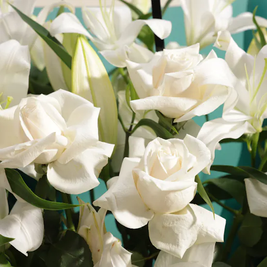 Grand Gratefulness Flower Bouquet