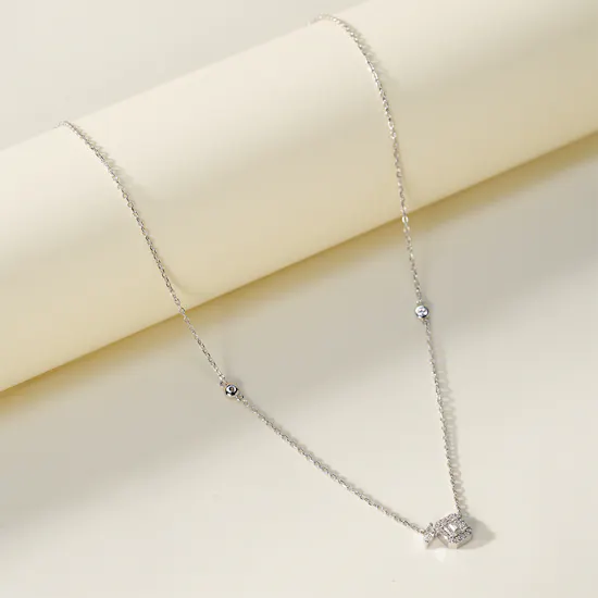 Gold Land Baguette Diamond Necklace