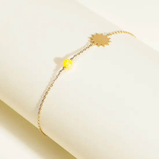 Leïa K. Sun with 1 Bead Bracelet