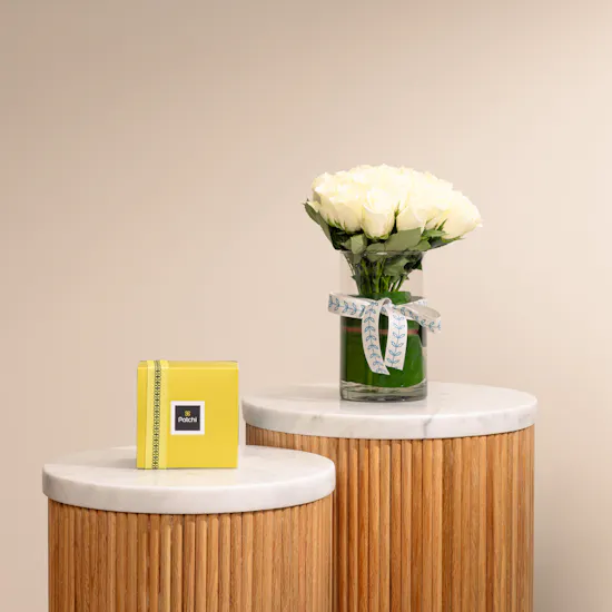 Patchi Chocolates Box 500 g | White Roses Vase
