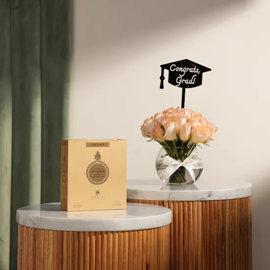Abdul Samad Al Qurashi Sasora Agarwood Oil | Graduation Peach Rose Vase