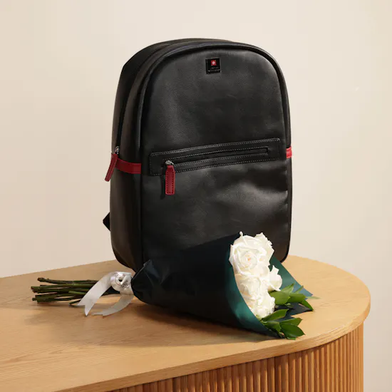 Swiss Military Bag | White Roses Bouquet