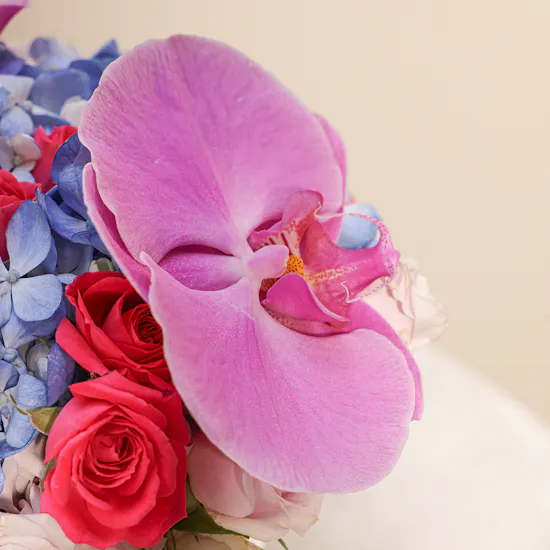 Nava Luxury Necklace | Charming Flowers