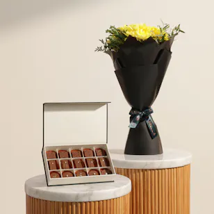 Floward Chocolate Small Box | Gentle Flowers
