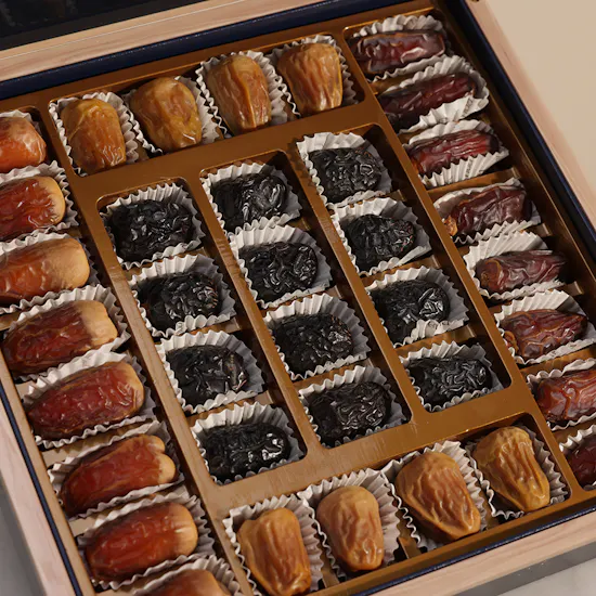 Nua Classic Dates Wooden Navy Box