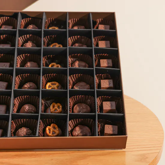 Nor Noyau Best Seller Signature Box