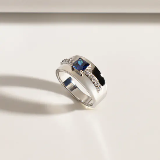 Floward Sapphire Blue Unisex Silver Ring | Size 9
