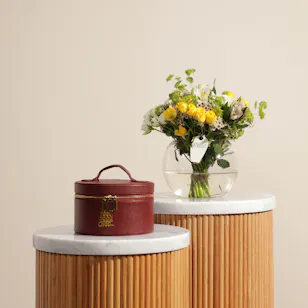Feel Good Tea Burgundy Leather Bag | Lovely Blooms Vase Feel Good Tea Burgundy Leather Bag | Lovely Blooms Vase