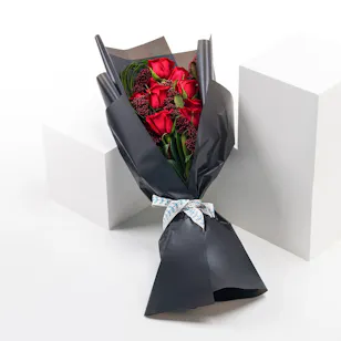 Red Roses | Black Wrap Red Roses | Black Wrap
