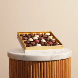 Bateel Alaska White Truffles Box Bateel Alaska White Truffles Box