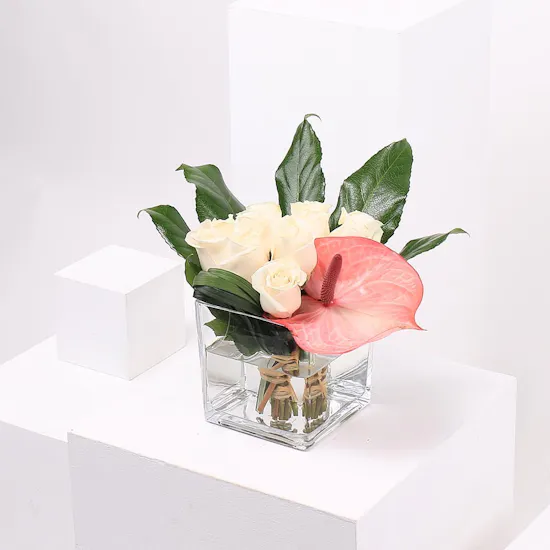 White Deep Love | Glass Vase