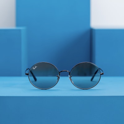 Ray-Ban Oval 1970 Sunglasses