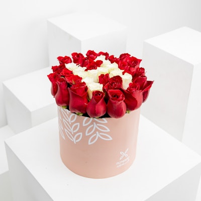 Red Rose & White Baby Rose | Letter box