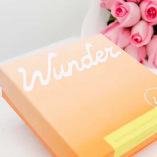 Wunder Small Chocolate Box | Pink Roses Bouquet