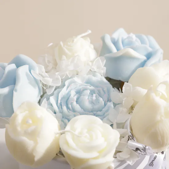 Lelido Blue and White Medium Flowers Candles Basket