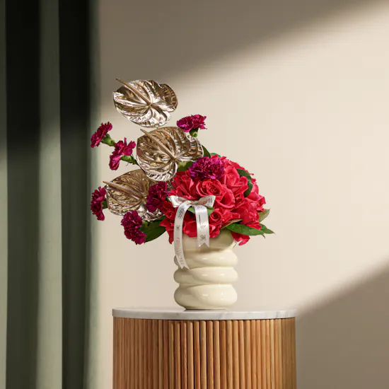 Petal Glow Flowers Vase