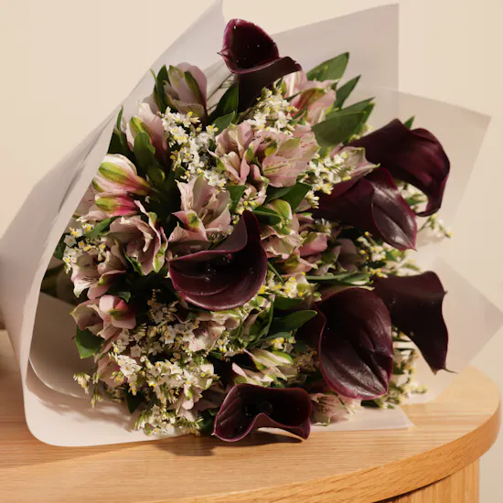 Hanoverian Delicious Box | Enchanting Bouquet