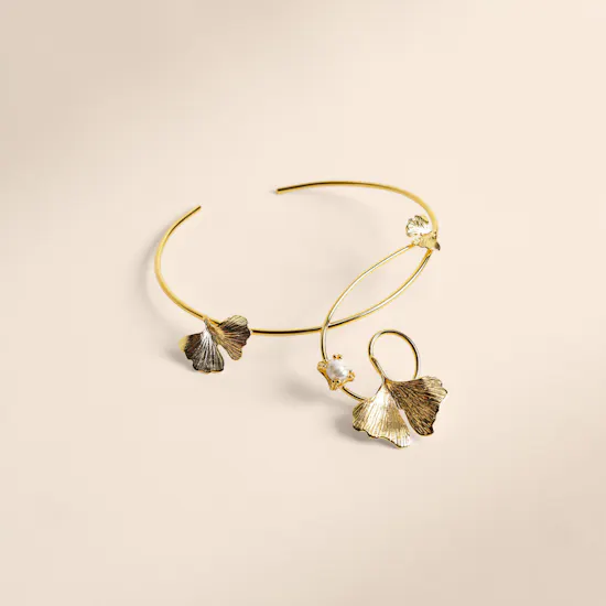 Lynyer Gold-plated Twisted Flora Pearl Necklace