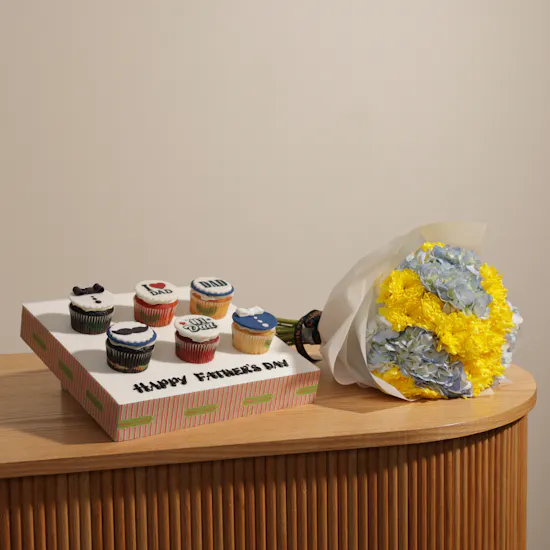Helen's Bakery Father's Day Cupcakes | Warm Flowers