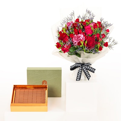 Fahda Sweet Pistachio Big Box | Red Rose