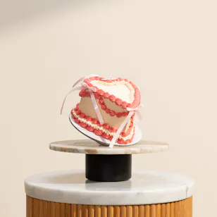 Floward Pink Heart with Bows Cake Floward Pink Heart with Bows Cake