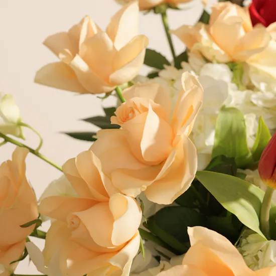 Cheerful Love Flower Vase