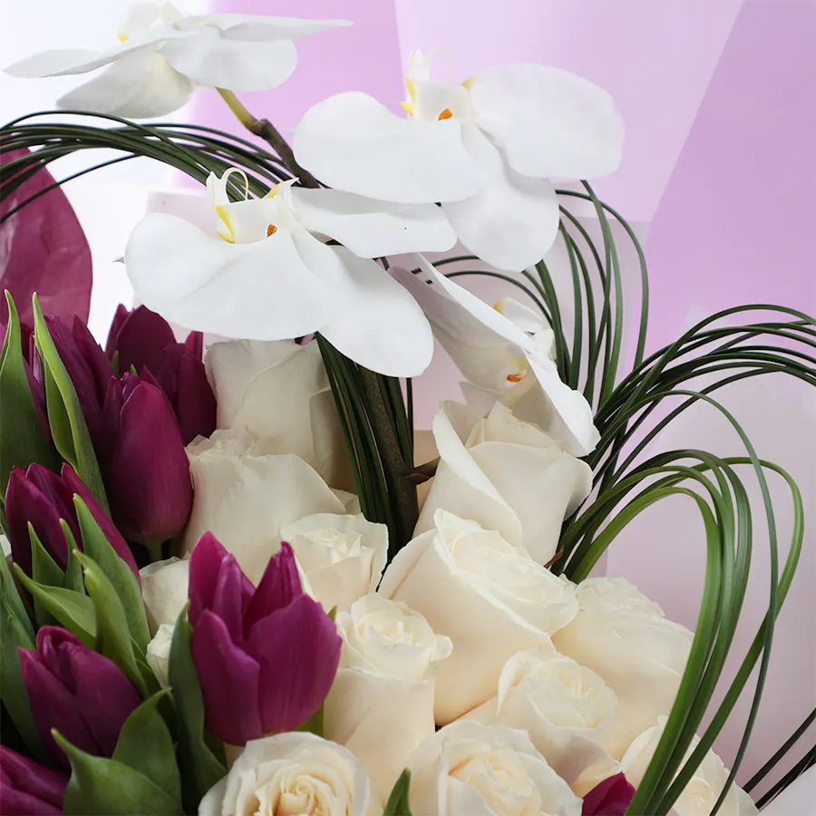 Imperial Tulip Bouquet 3