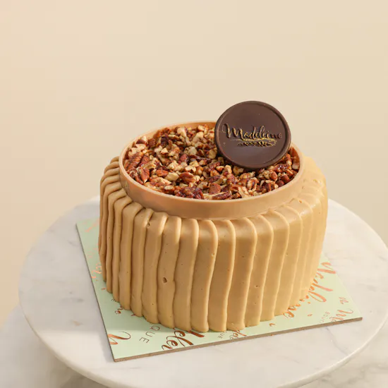 Madeleine Carrot Caramel Cake | Pink Rose Bouquet