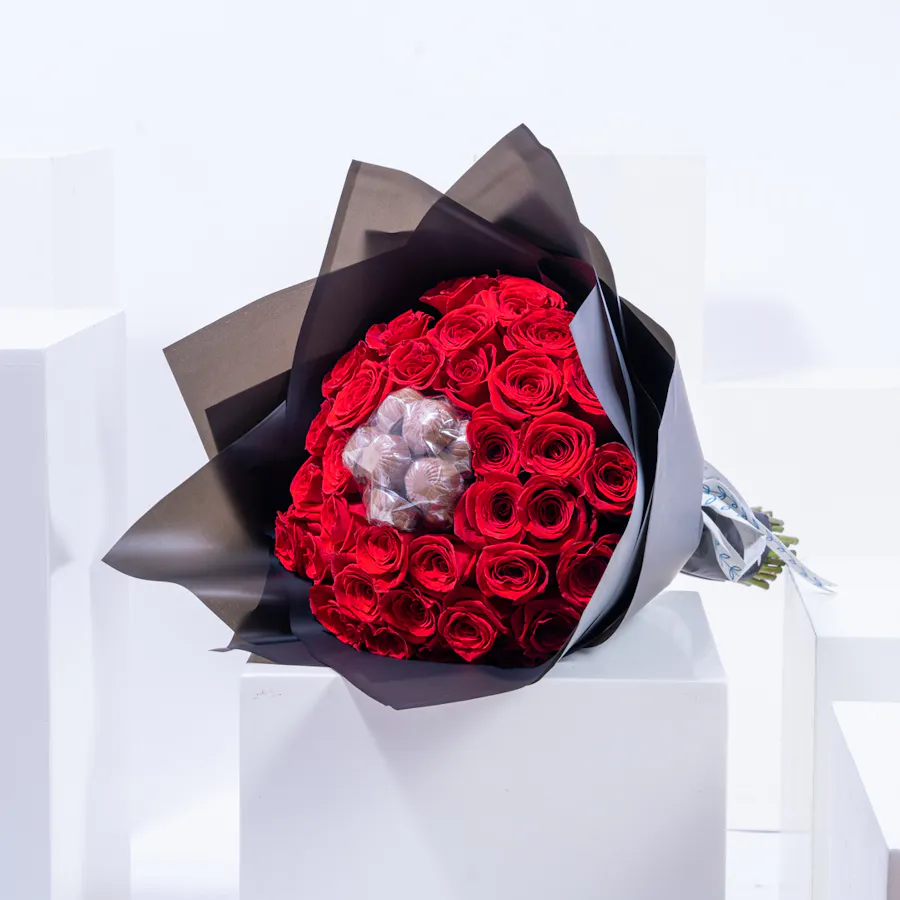 Red Rose with Chocolate Bouquet 1