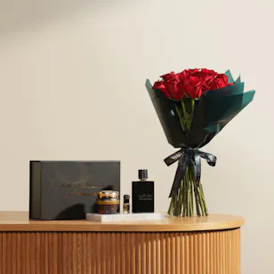 Al Kandar Al Shekha Collaction Box | Bold Love's Red Flowers Al Kandar Al Shekha Collaction Box | Bold Love's Red Flowers