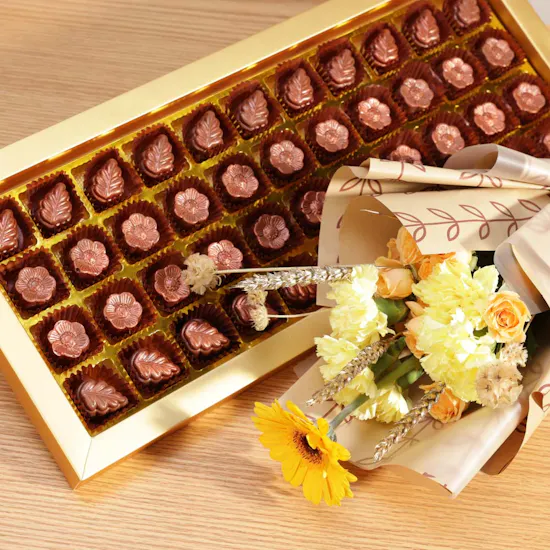 Ghazl Golden Chocolates | Bright Bouquet
