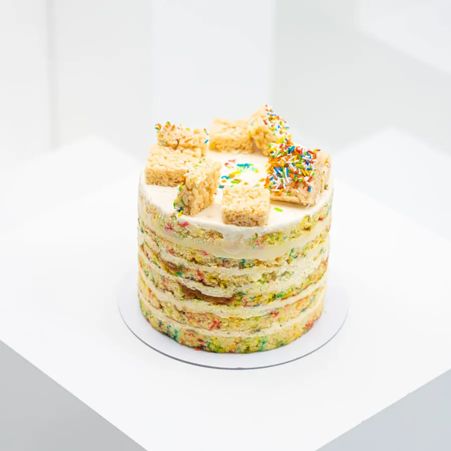 Sugar Moo White Velvet Party Cake 4