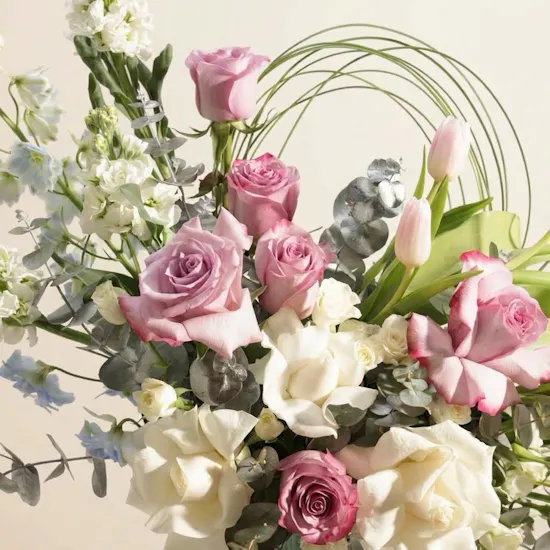 Garden Paradise Flower Vase