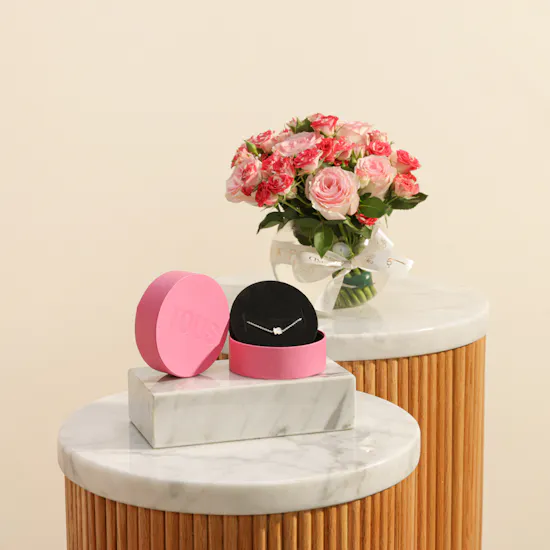 Tous Elegant Women Bracelet | Radiant Roses Vase