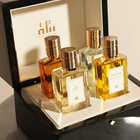 صندوق عطور راقية للجنسين من بتلة