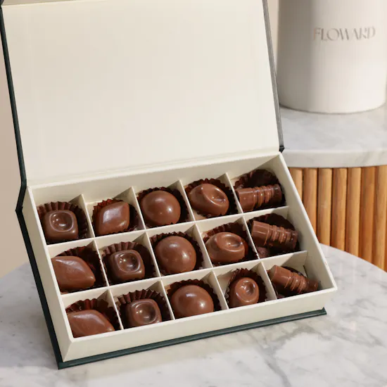 Floward Small Chocolate Box | Happy Birthday Rose Box