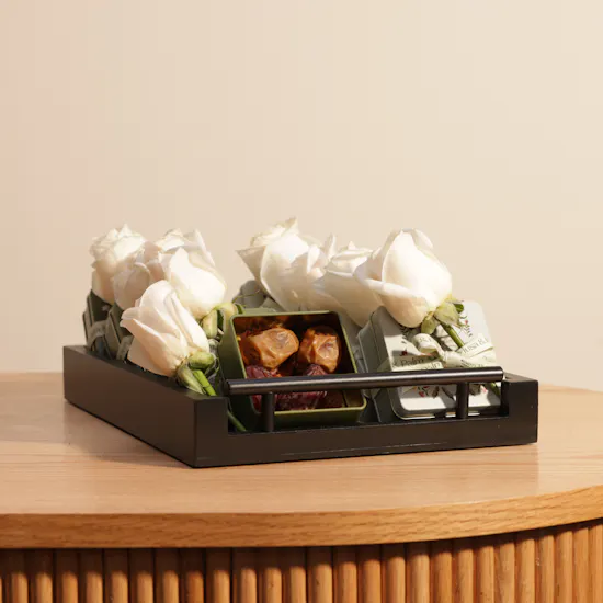 Musa & Palm Dates Favors | White Roses