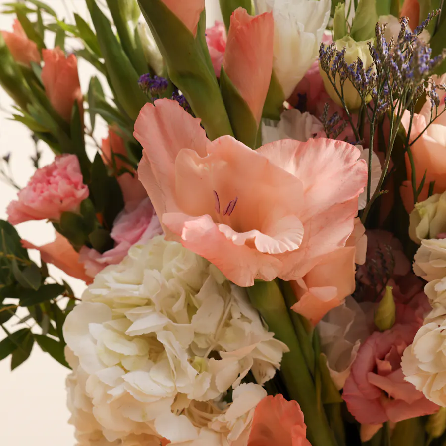 Pinkish Flowers Bouquet  3