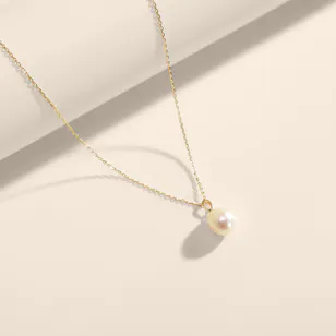 Damas Kiku Jolie Pearl Pendant Gold Necklace Damas Kiku Jolie Pearl Pendant Gold Necklace
