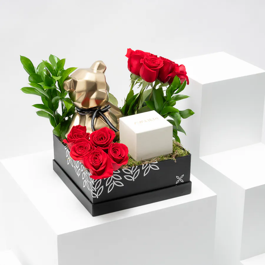 Al Shaya Avalieri Prestige Watch | Gold Bear & Red Roses 6