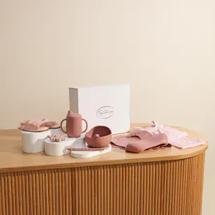 Tiny Humans Newborn Feeding Girl’s Gift Set 