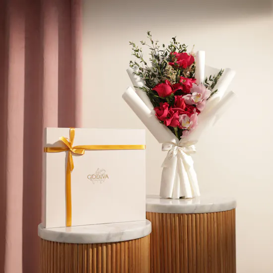 Godiva Napolitains Chocolate Box | Charming Flowers Bouquet